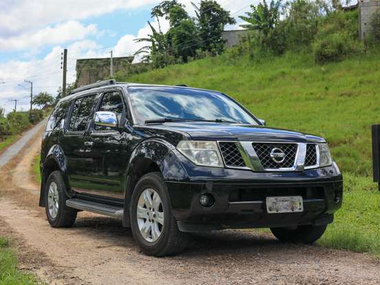 NISSAN-PATHFINDER-2.5 LE 4X4 TURBO INTERCOOLER DIESEL 4P AUTOMÁTICO NISSAN-PATHFINDER-2005
