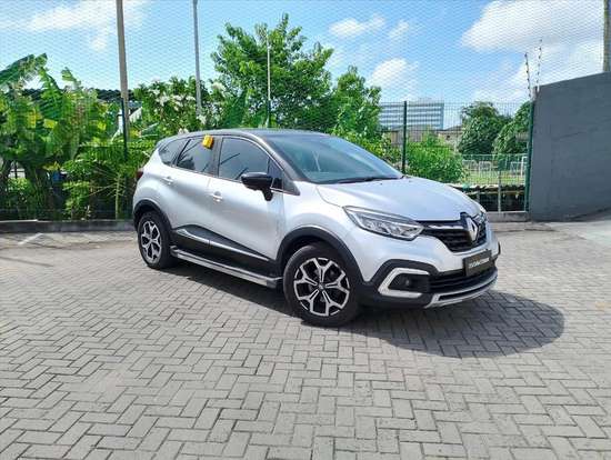 RENAULT-CAPTUR-2021