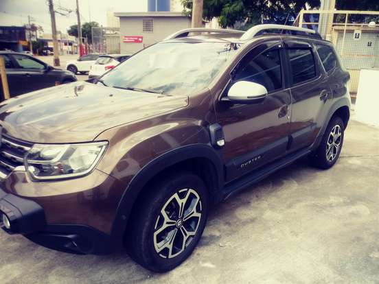 RENAULT-DUSTER-2020