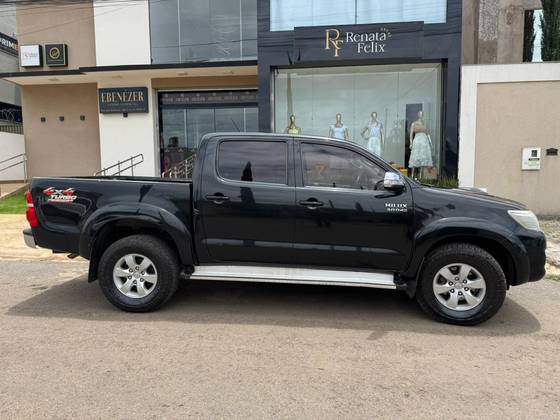 TOYOTA HILUX 3.0 SRV 4X4 CD 16V TURBO INTERCOOLER DIESEL 4P AUTOMÁTICO