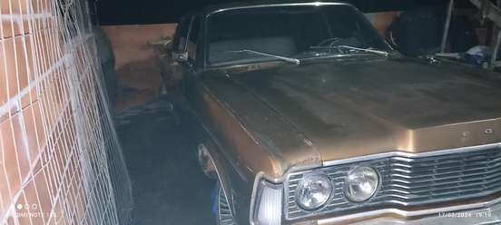FORD-GALAXIE-1977
