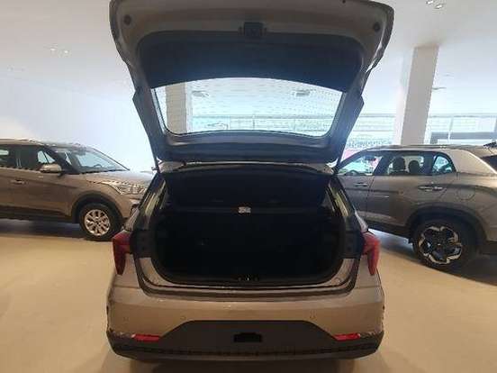 HYUNDAI-HB20-2025
