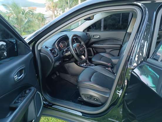 JEEP-COMPASS-2020