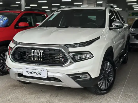 FIAT TORO 2.0 16V TURBO DIESEL RANCH 4WD AT9 FIAT TORO 2.0 16V TURBO DIESEL RANCH 4WD AT9