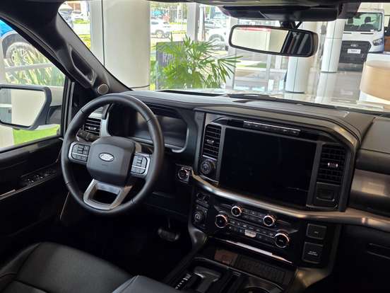 FORD-F-150-5.0 V8 GASOLINA CD LARIAT FX4 AUTOMÁTICO FORD-F-150-2024