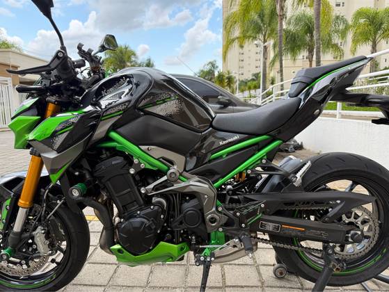 KAWASAKI Z900 R EDITION 