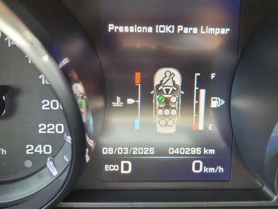 LAND ROVER-DISCOVERY SPORT-2015