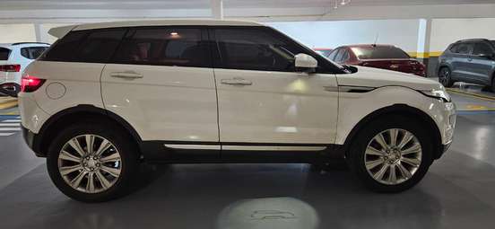 LAND ROVER-RANGE ROVER EVOQUE-2.0 PRESTIGE TECH 4WD 16V GASOLINA 4P AUTOMÁTICO LAND ROVER-RANGE ROVER EVOQUE-2013