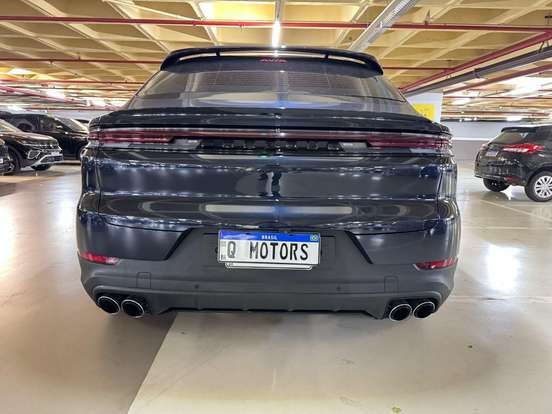 PORSCHE-CAYENNE-2023