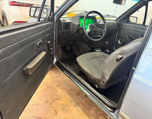 VOLKSWAGEN-GOL-1994