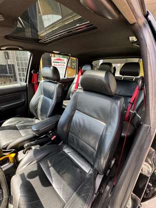 VOLKSWAGEN-GOLF-2003