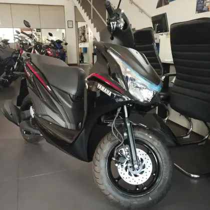 YAMAHA FLUO 125 HYBRID CONNECTED ABS YAMAHA FLUO 125 HYBRID CONNECTED ABS