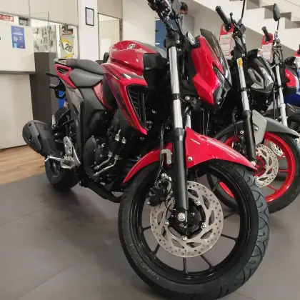 YAMAHA FZ25 FAZER CONNECTED ABS YAMAHA FZ25 FAZER CONNECTED ABS