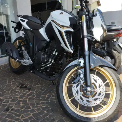YAMAHA FZ25 FAZER CONNECTED ABS YAMAHA FZ25 FAZER CONNECTED ABS