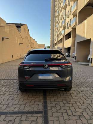 HONDA-HR-V-2023