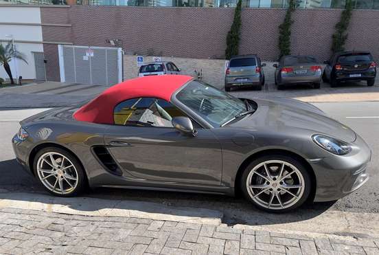 PORSCHE-718-2018