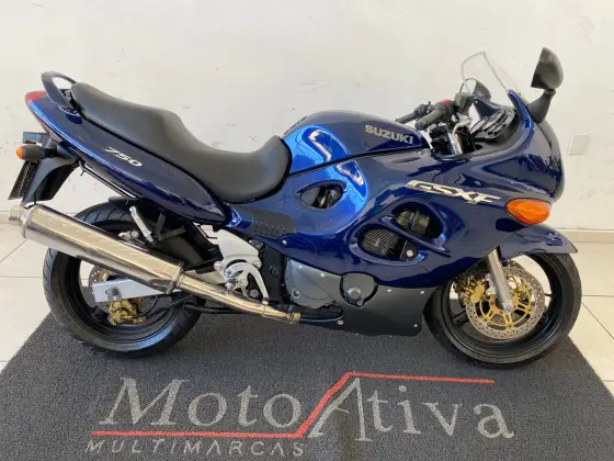 SUZUKI GSX 750 F 