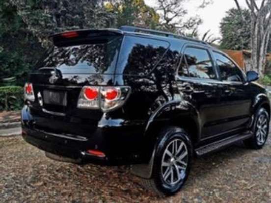 TOYOTA-HILUX SW4-2.7 SR 7 LUGARES 4X2 16V FLEX 4P AUTOMÁTICO TOYOTA-HILUX SW4-2015