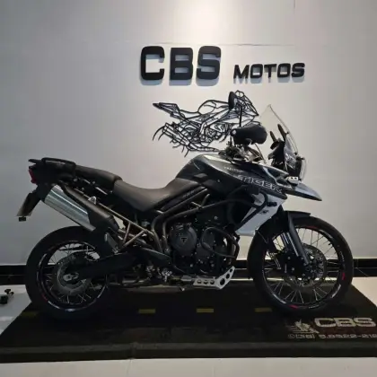 TRIUMPH TIGER 800 XCA 
