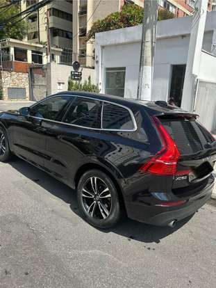 VOLVO-XC60-2.0 T5 GASOLINA MOMENTUM AWD GEARTRONIC VOLVO-XC60-2018