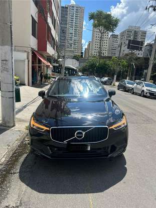 VOLVO-XC60-2.0 T5 GASOLINA MOMENTUM AWD GEARTRONIC VOLVO-XC60-2018