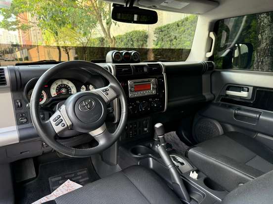TOYOTA-FJ CRUISER-2013