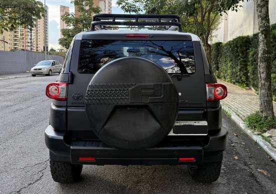 TOYOTA-FJ CRUISER-2013