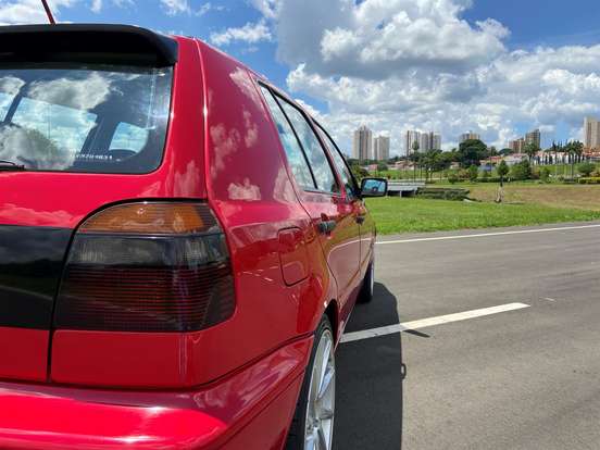 VOLKSWAGEN-GOLF-1997