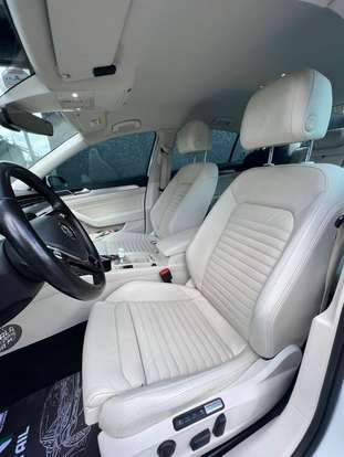 VOLKSWAGEN-PASSAT-2017