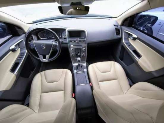 VOLVO-XC60-2.0 T5 COMFORT FWD TURBO GASOLINA 4P AUTOMÁTICO VOLVO-XC60-2015