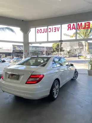MERCEDES-BENZ-C 180-1.8 CGI CLASSIC SPECIAL 16V GASOLINA 4P AUTOMÁTICO MERCEDES-BENZ-C 180-2011