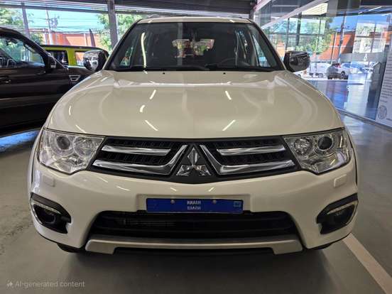 MITSUBISHI-PAJERO-2017