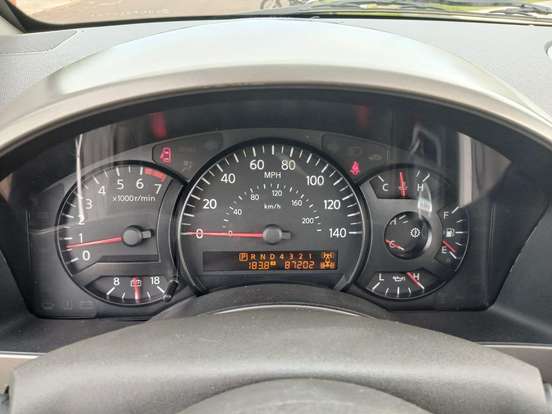 NISSAN-ARMADA-2006