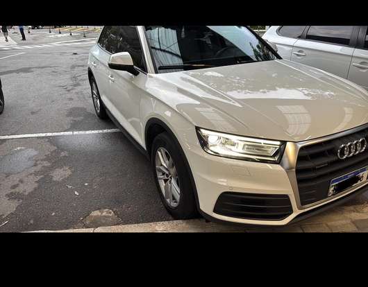 AUDI-Q5-2019