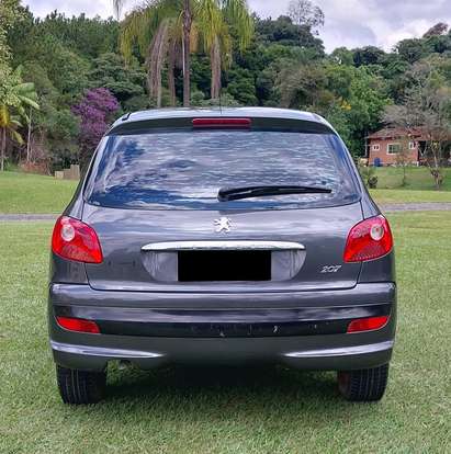 PEUGEOT-207-2010