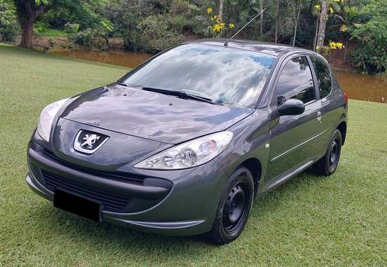 PEUGEOT-207-2010