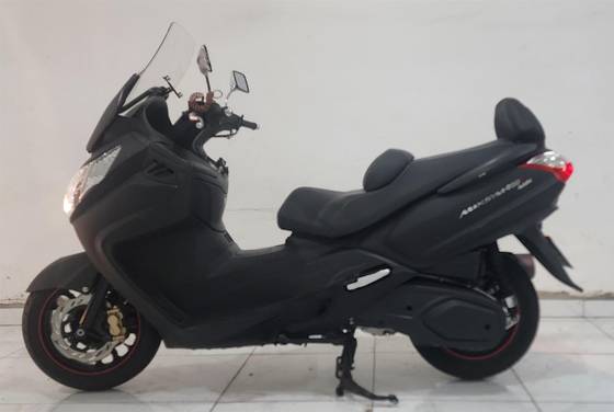 DAFRA MAXSYM 400i 