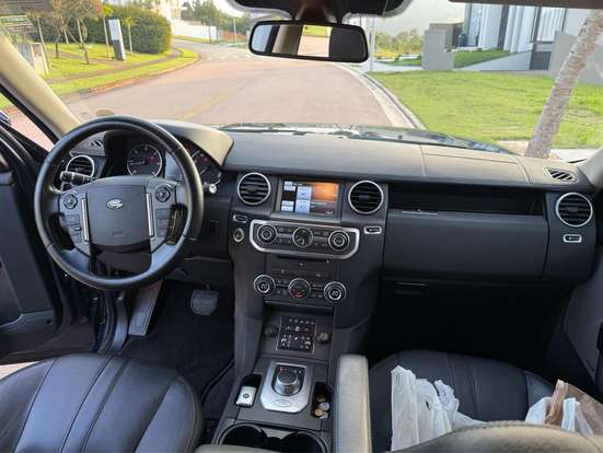 LAND ROVER-DISCOVERY 4-2014