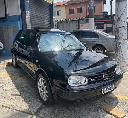 VOLKSWAGEN-GOLF-2003