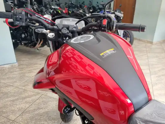 YAMAHA-FZ25 FAZER CONNECTED ABS YAMAHA-FZ25 FAZER CONNECTED ABS-2025
