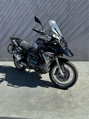 BMW-R 1200 GS ADVENTURE PREMIUM + EXCLUSIVE-2018