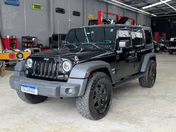 JEEP WRANGLER 3.6 UNLIMITED SPORT 4X4 V6 GASOLINA 4P AUTOMÁTICO