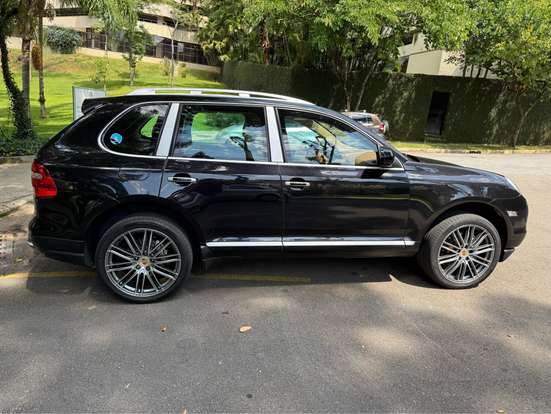 PORSCHE-CAYENNE-2007