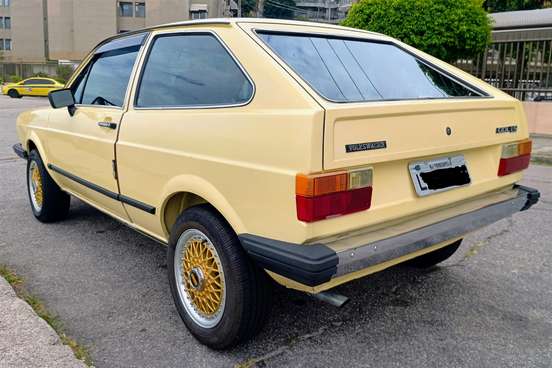 VOLKSWAGEN-GOL-1.6 LS 8V GASOLINA 2P MANUAL VOLKSWAGEN-GOL-1982