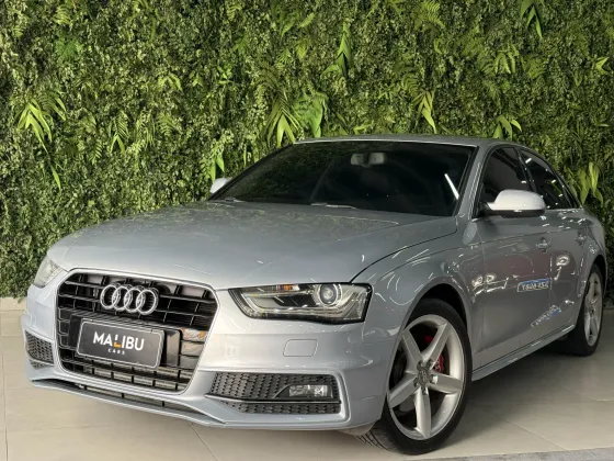 AUDI A4 1.8 TFSI AMBIENTE GASOLINA 4P MULTITRONIC