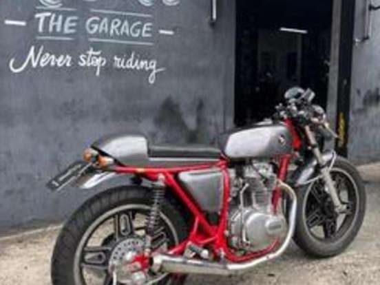 HONDA-CB 400 HONDA-CB 400-1982