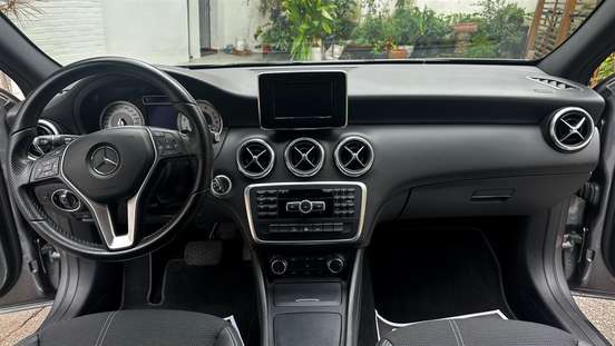 MERCEDES-BENZ-CLASSE A-2013