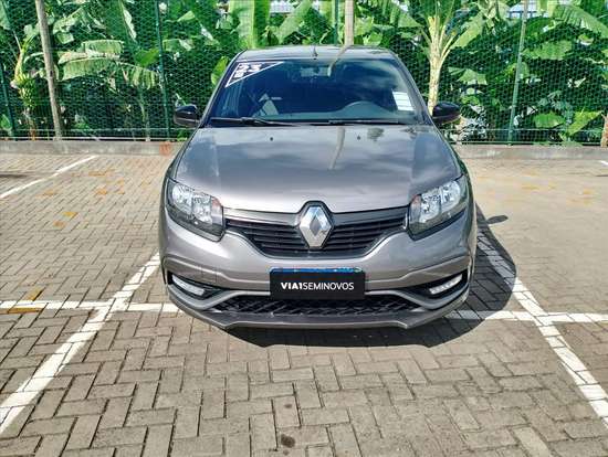RENAULT-SANDERO-2022