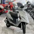 SUZUKI BURGMAN 125 AUTOMATIC SUZUKI BURGMAN 125 AUTOMATIC