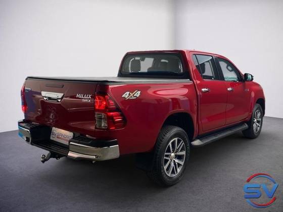 TOYOTA HILUX 2.8 SRX 4X4 CD 16V DIESEL 4P AUTOMÁTICO